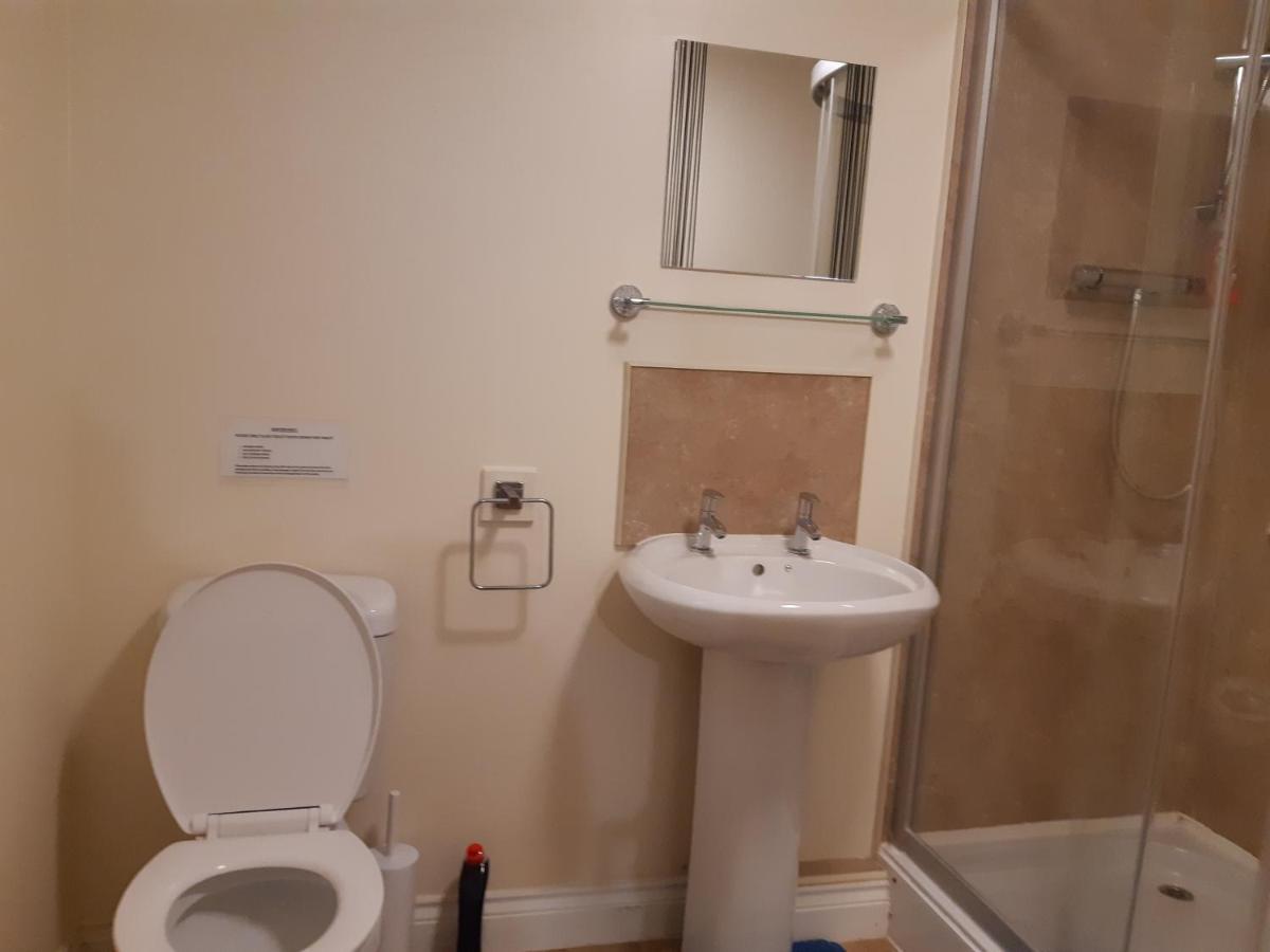 Yarmouth Apartments, Street Permit Parking, Close To Everything, Beach, Pier, Free Wifi Great Yarmouth Habitación foto